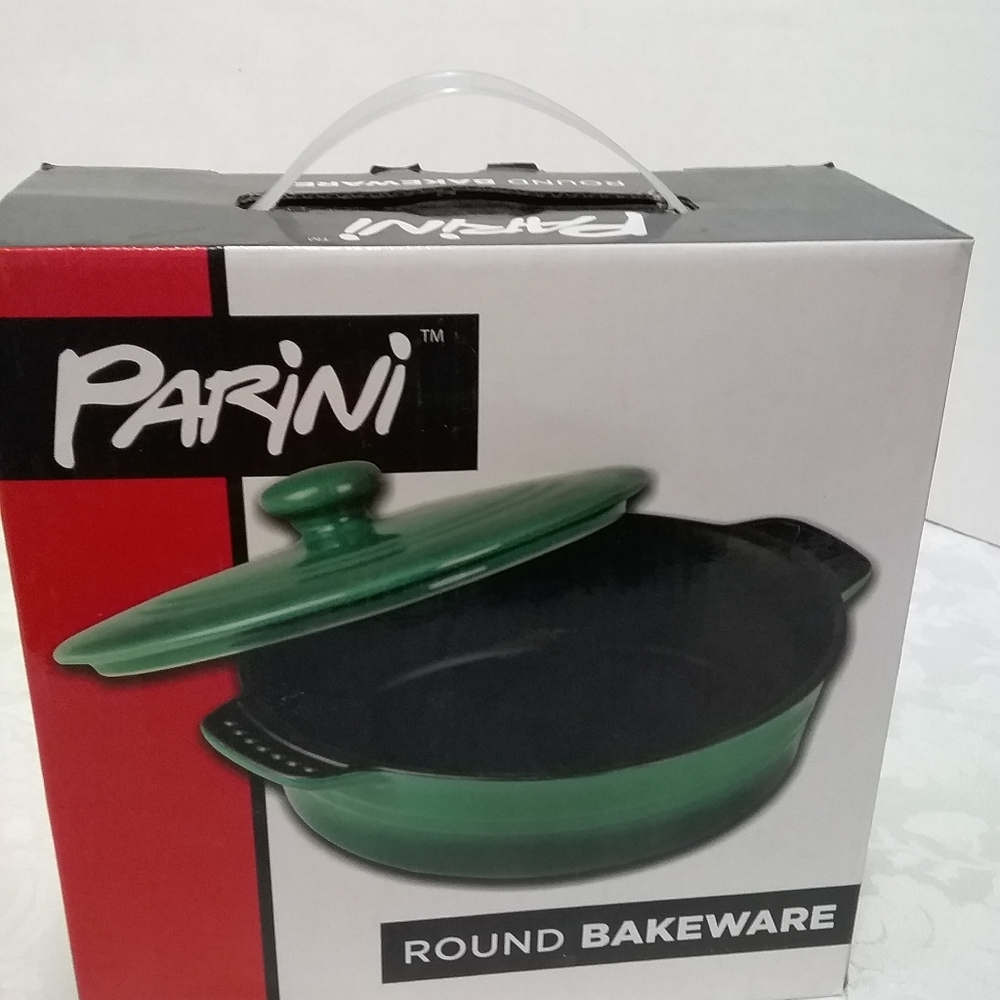 Parini Round Bakeware 1.5 QT Casserole Dish. - Picture 5 of 7